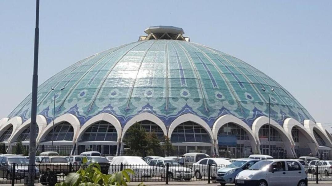 Abay Street- Tashkent City Center Екстериор снимка