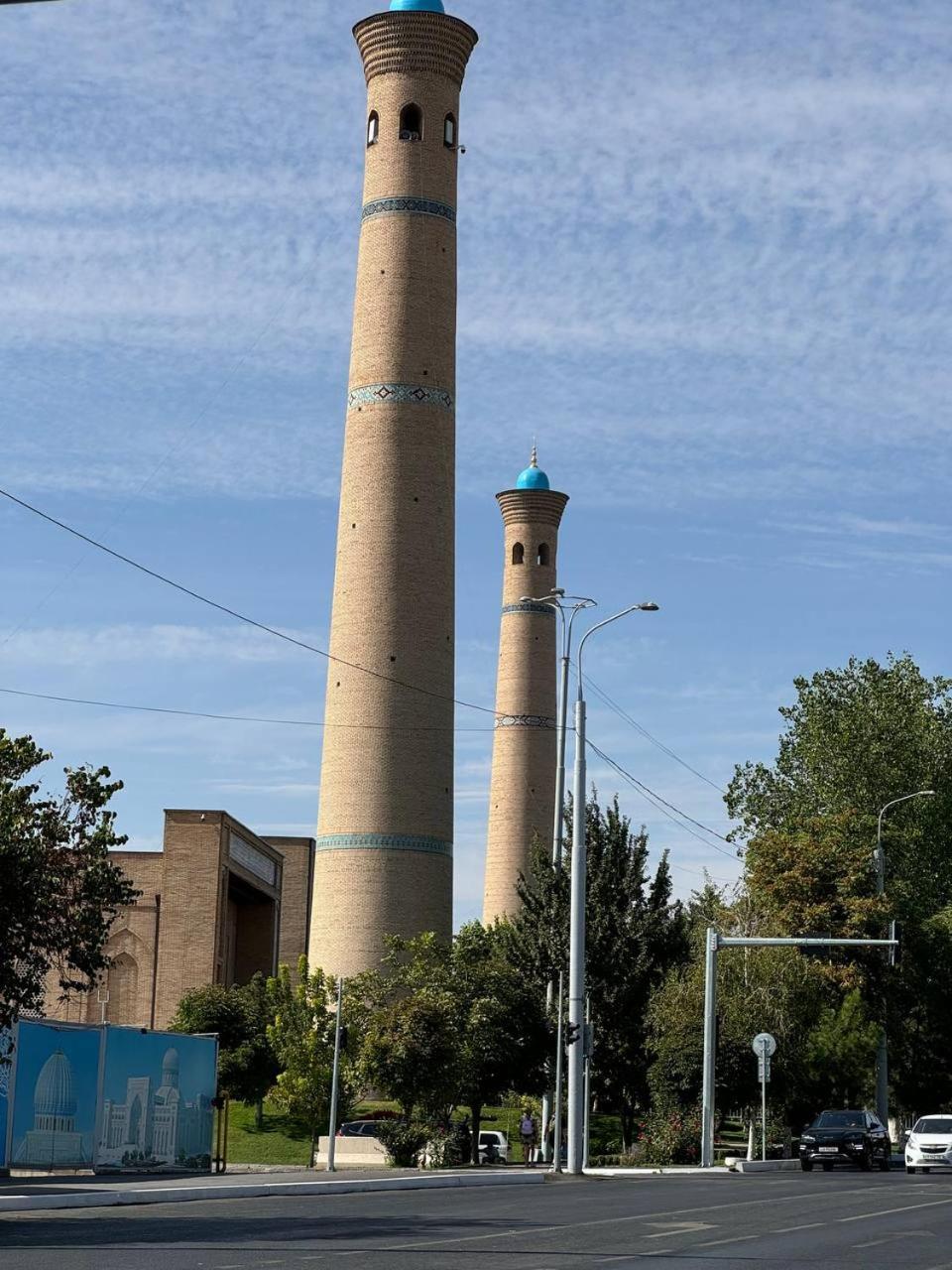 Abay Street- Tashkent City Center Екстериор снимка